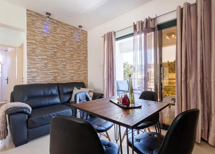 Triporte Apartman Vela Luka