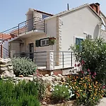 Διαμέρισμα Triporte