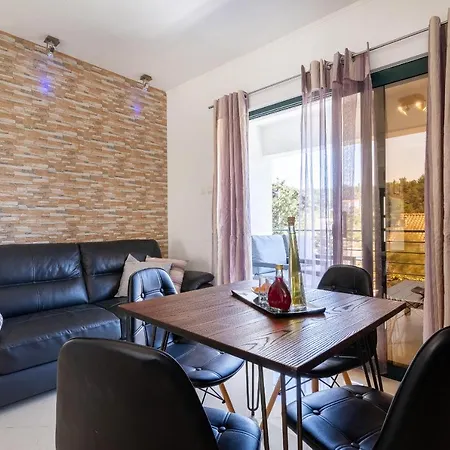 Triporte Apartment Vela Luka